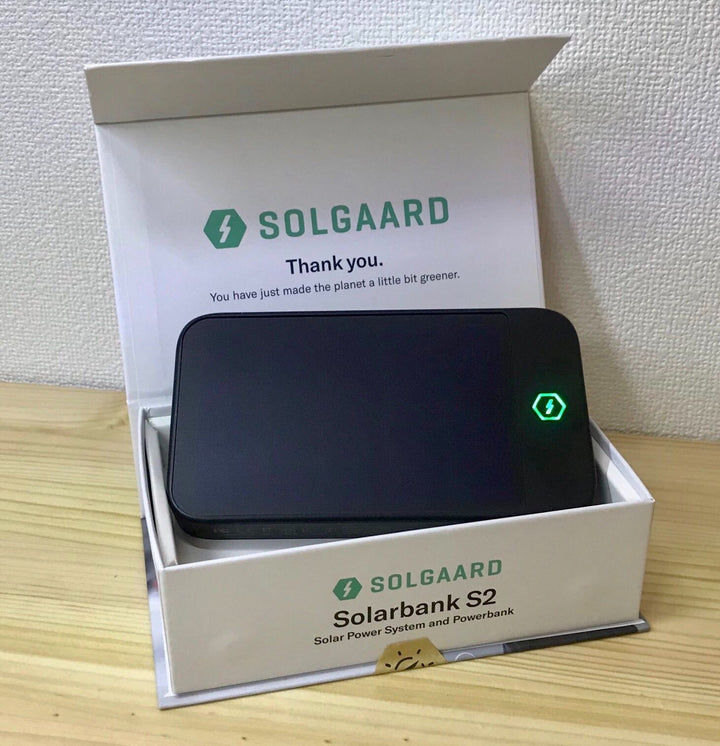 定番人気！ 太陽光で充電ができるSolarBank（ソーラーバンク） – SOLGAARD スマホアクセサリー